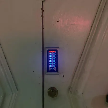 Paceville Sea View Penthouse With Jacuzzi! Saint Julian's