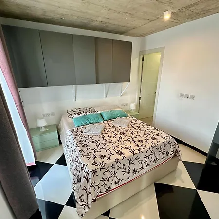 Paceville Sea View Penthouse With Jacuzzi! * Saint Julian's