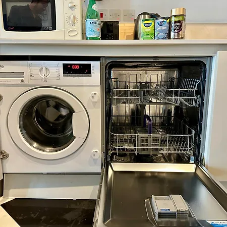 דירה Paceville Sea View Penthouse With Jacuzzi!