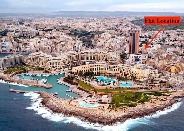 Paceville Sea View Penthouse With Jacuzzi!