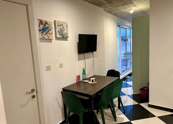 Paceville Sea View Penthouse With Jacuzzi! *