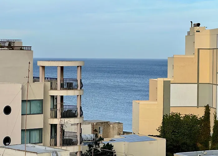 Paceville Sea View Penthouse With Jacuzzi! Daire *