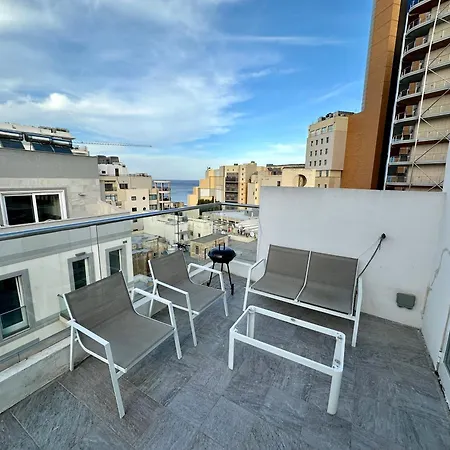 Paceville Sea View Penthouse With Jacuzzi! * Saint Julian's