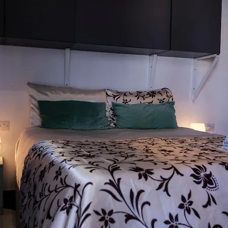 Apartament Paceville Sea View Penthouse With Jacuzzi! *