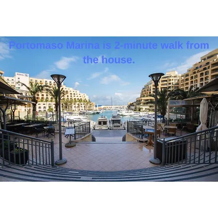 Apartman Paceville Sea View Penthouse With Jacuzzi! *