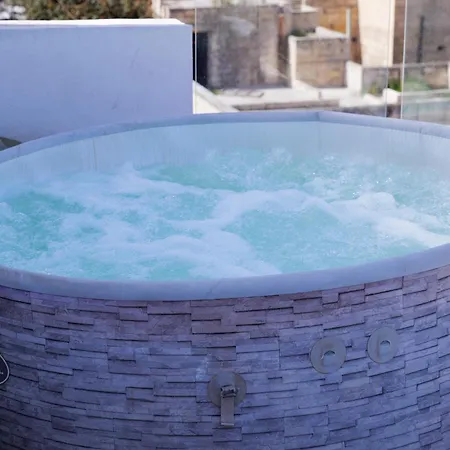 Apartman Paceville Sea View Penthouse With Jacuzzi! *
