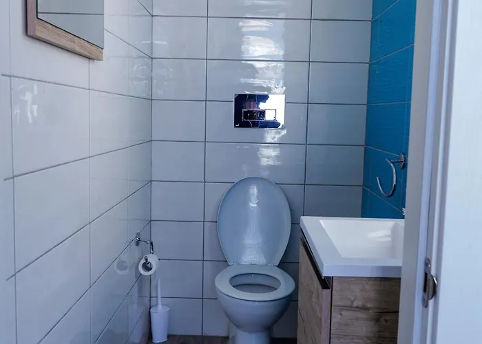 Paceville Sea View Penthouse With Jacuzzi! 아파트