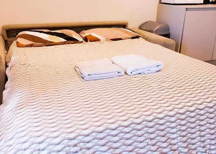 Paceville Sea View Penthouse With Jacuzzi! 아파트 *